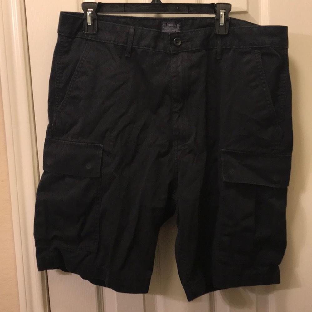Used Men’s cargo shorts